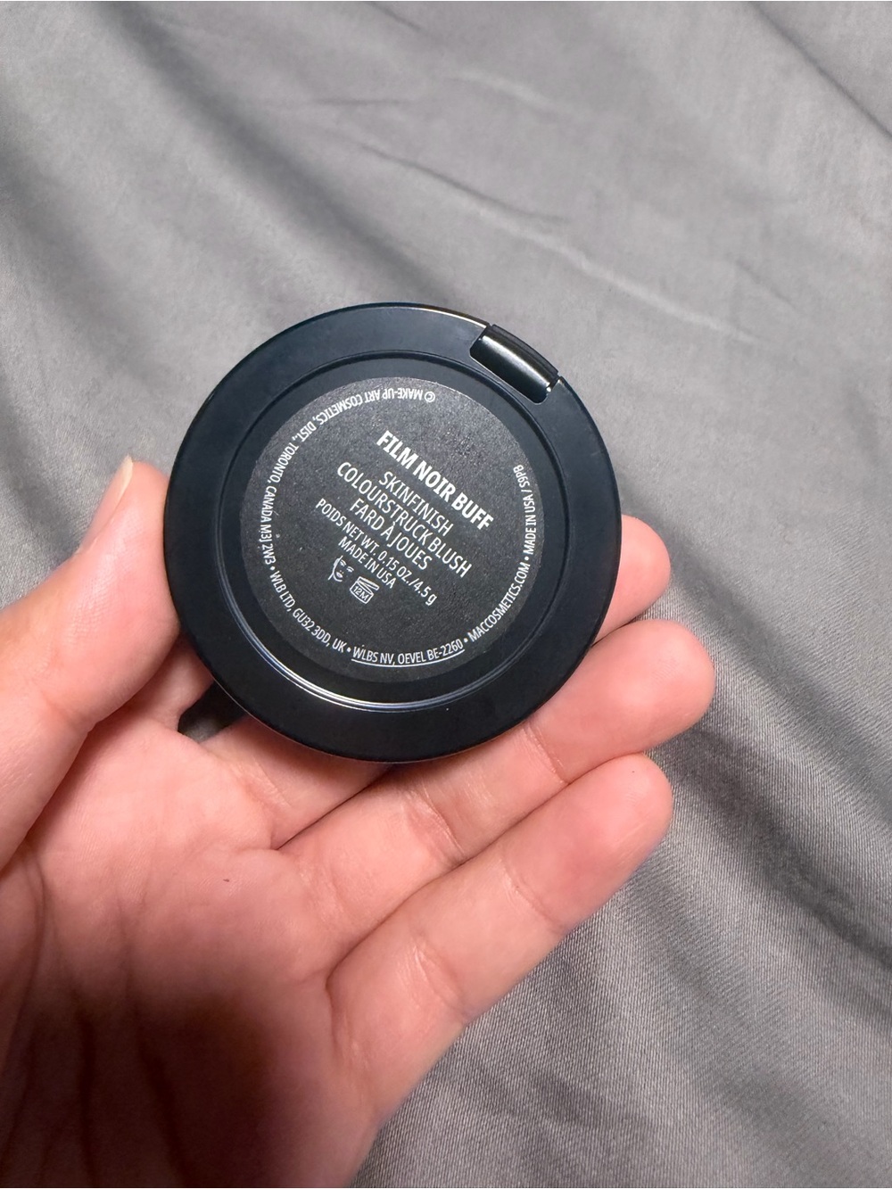 MAC Cosmetics Skirt-Play Blush Compact in Deep Mauve (Film Noir Buff Packaging)